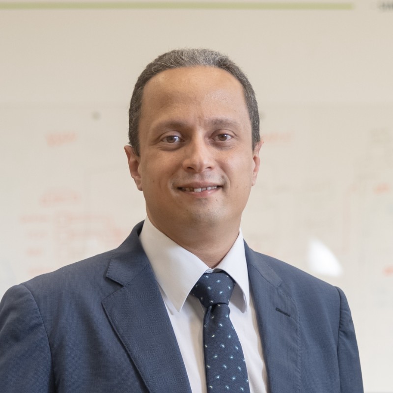 motaz agamawi author headshot